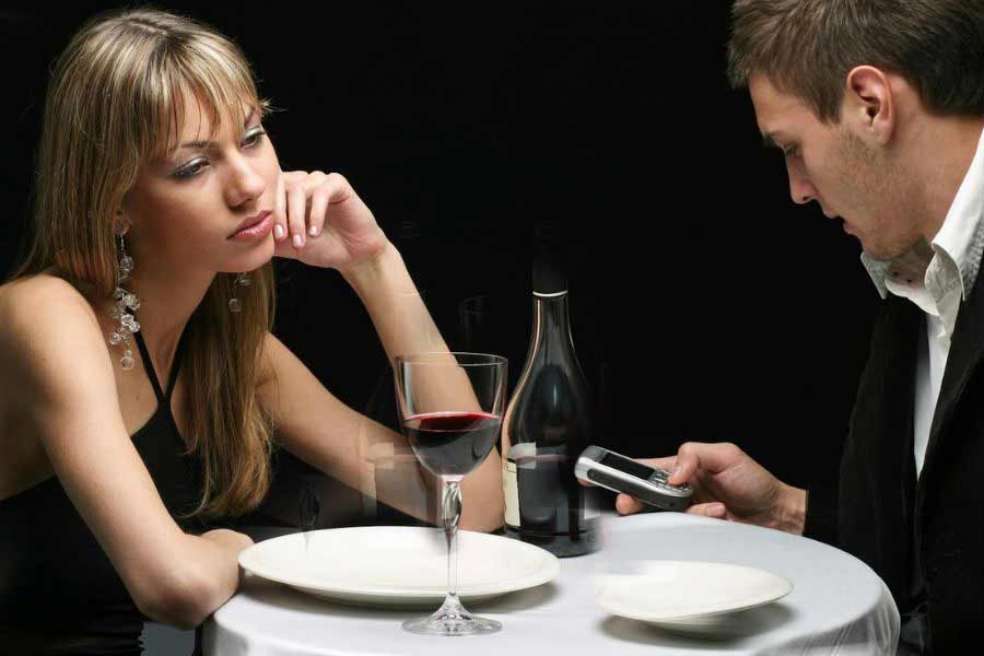 Women on a bad date dating the wrong men