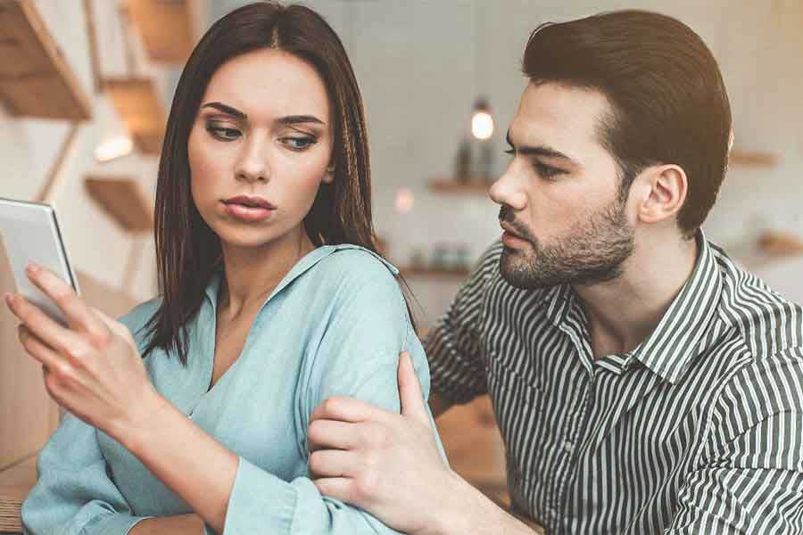 Using a Gray Rock Strategy to Deal with a Narcissist