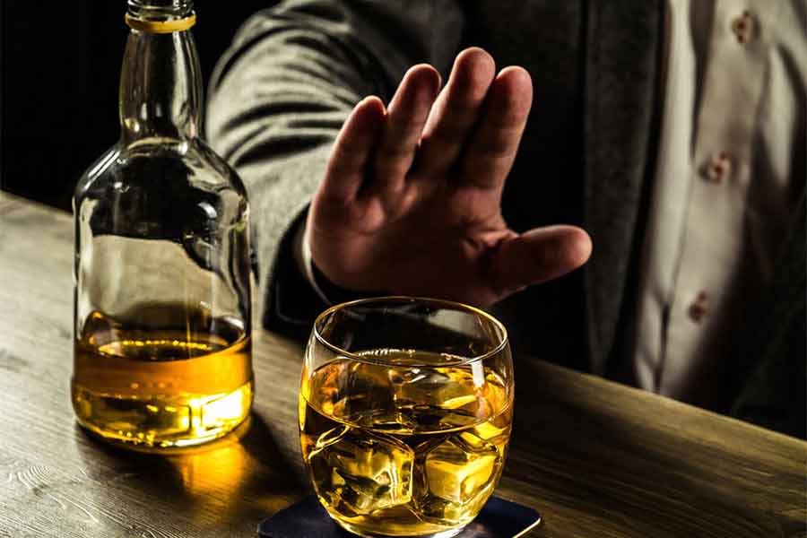 4 Things That Don't Work When You Decide to Say No to Alcohol